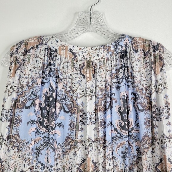 FREE PEOPLE Darcy Swing Sleeveless Blue and White Abstract Print Top Size Medium - Picture 9 of 12